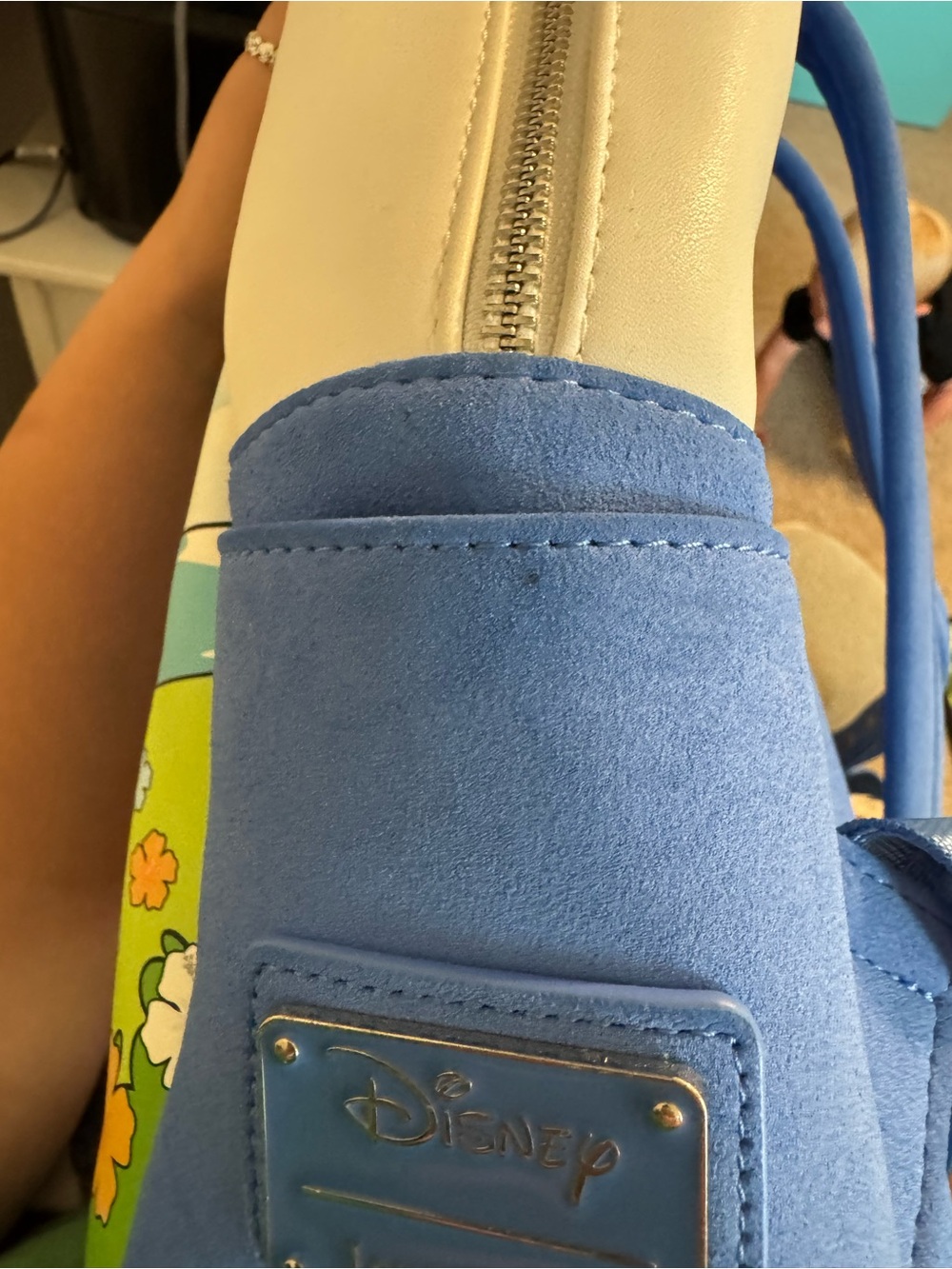 Stitch LoungeflyBackpack - Picture 7 of 15